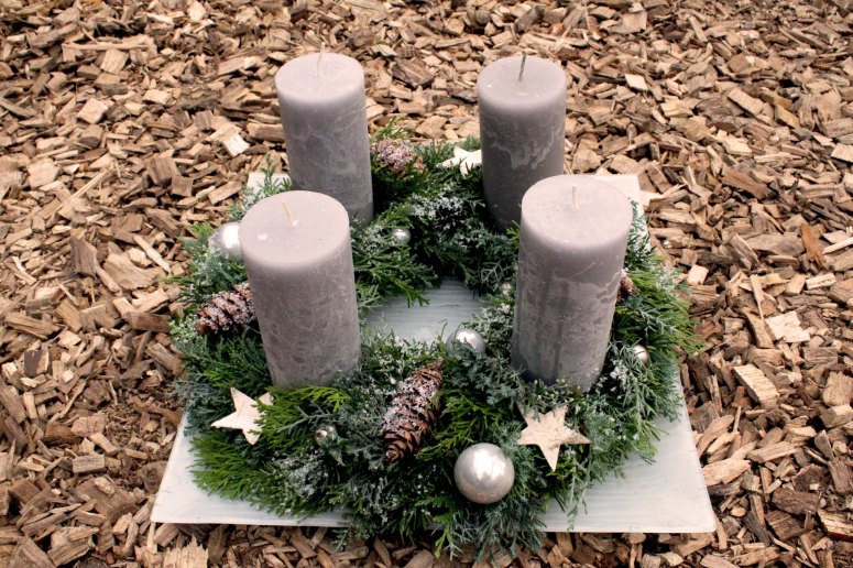 Adventskranz grau: 112.-