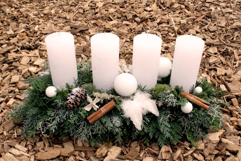 Adventsracette weiss: 115.-