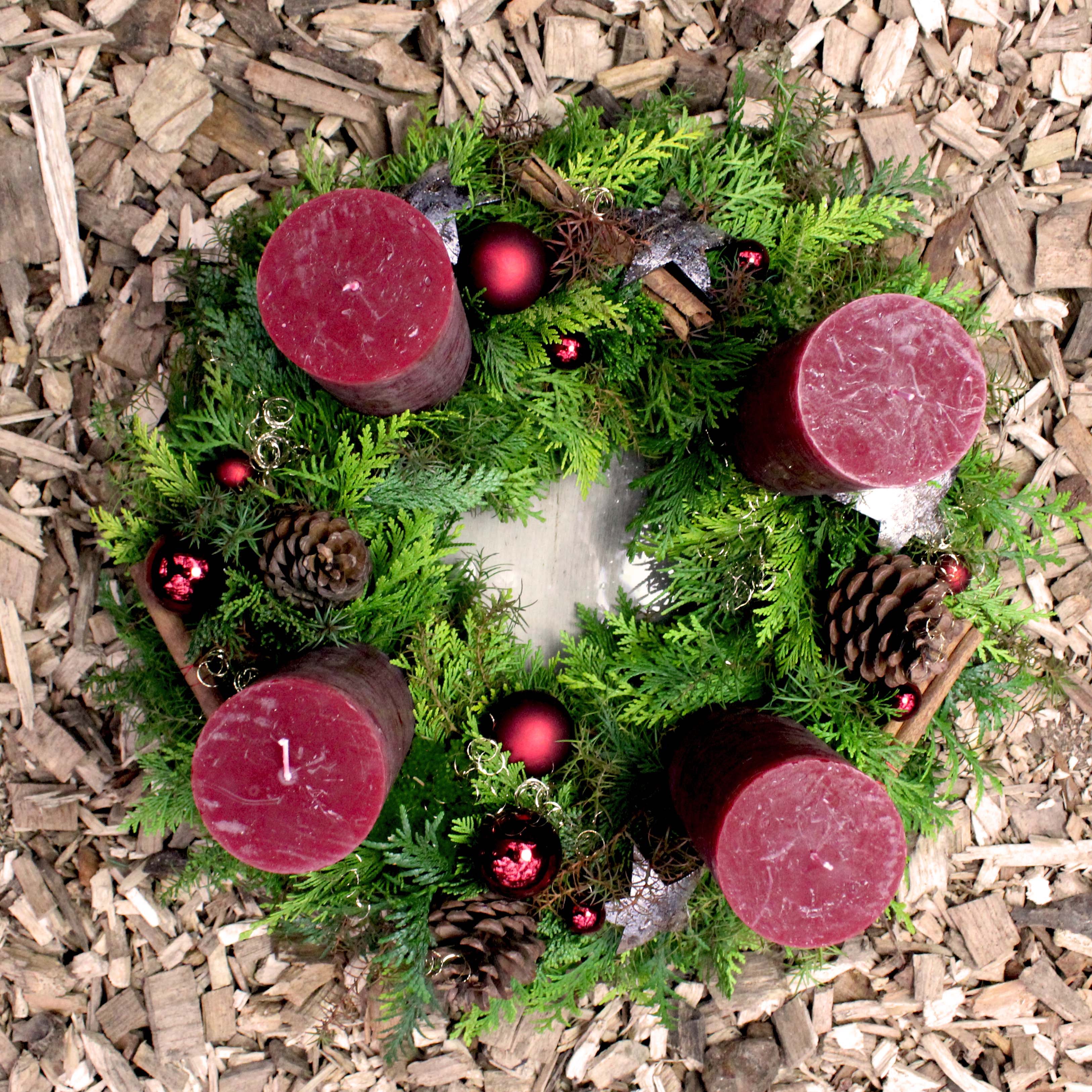 Adventskranz dunkelrot: 118.-